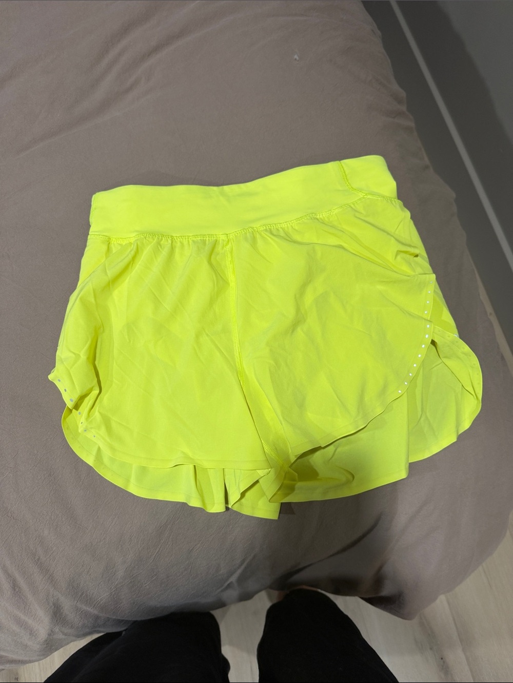 Lulu lemon fast and free running short in n Yellow with attached undergarment